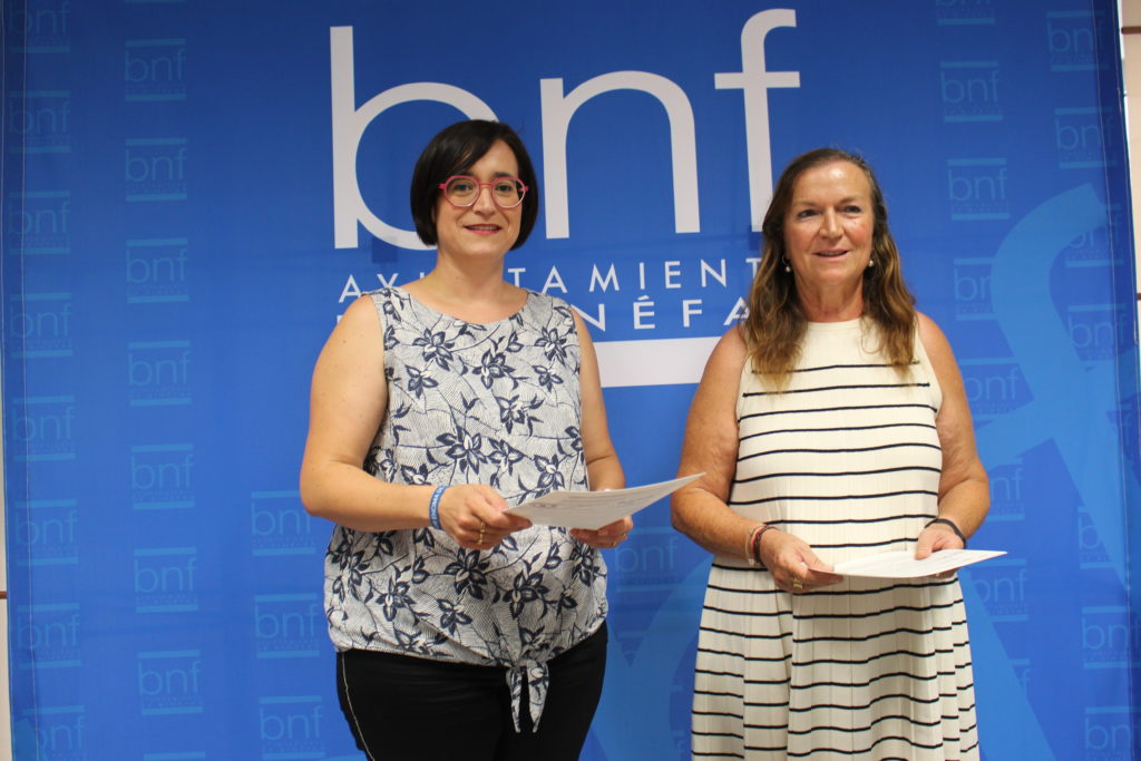 Patricia Rivera y Pilar Casado firma convenio